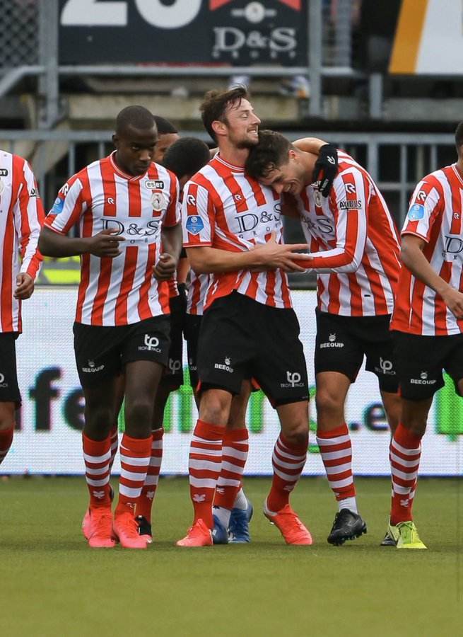 于创造历史 于创造历史